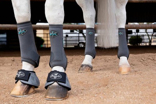 2X Cool Sports Medicine Boots
