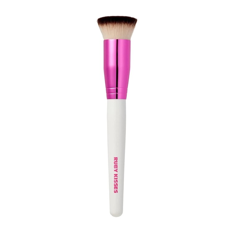 Kiss Ruby Kisses Make-Up Brush #RMUB09