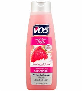 VO5 Moisture Milks Strawberries and Cream Moisturizing Shampoo 12.5oz