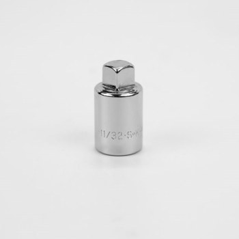Socket 3/8Dr PipPlug Male 11/32
