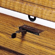LID CATCH LEFT HAND
