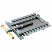 ADJUSTABLE VISE