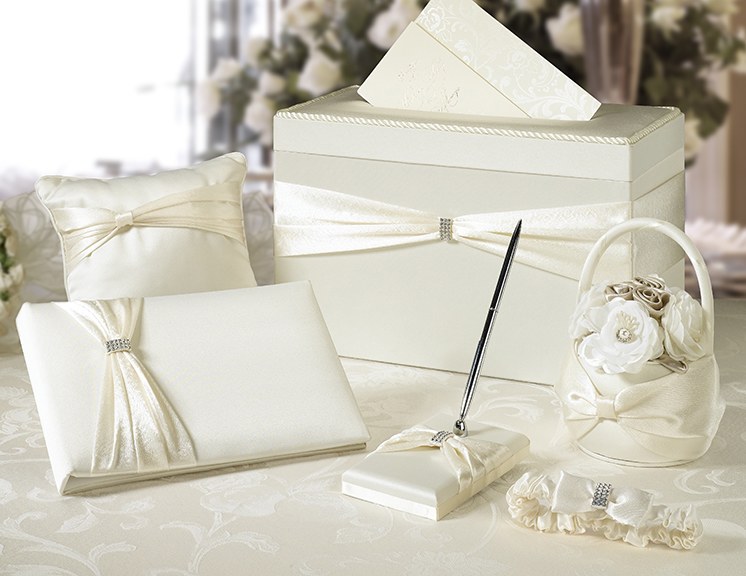 Ivory Sash Wedding Set