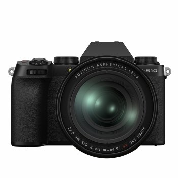 Fujifilm X-S10 Camera with XF 16-80mm Lens
