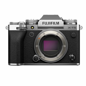Fujifilm X-T5 Silver Mirrorless Camera Body (EU Bundle)