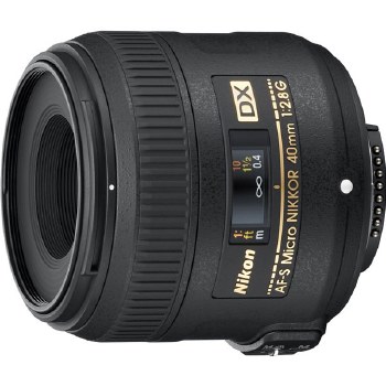 Nikon AF-S  40mm F2.8G DX Micro Lens