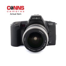 MINOLTA 303SI CAMERA AND 28-100MM LENS (USED)