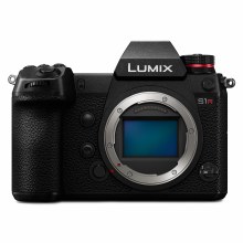 Panasonic Lumix S1R Camera Body