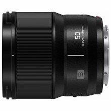 Additional picture of Panasonic S-S 50mm F1.8 Lens (White box)