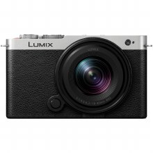 Panasonic LUMIX S9 Silver Camera with S-R 18-40mm Lens