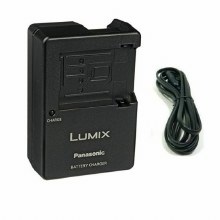 Panasonic DE-A84AB Battery Charger