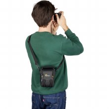 Additional picture of Lowepro Adventura SH 115 III Shoulder Bag (Black)
