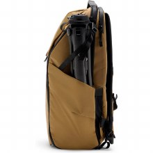 Additional picture of Peak Design Everyday Backpack 30L Coyote