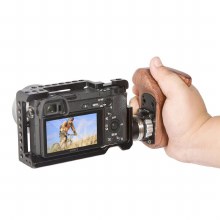 Additional picture of SmallRig Right Side Wooden Grip with Arri Rosette 1941