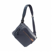 Additional picture of Peak Design Everyday Sling 6L Midnight Blue