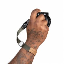 Additional picture of Peak Design Cuff Wrist Strap Sage
