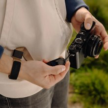 Additional picture of Peak Design Cuff Coyote