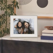 Additional picture of Aura Aspen Clay White 12" Dual Orientation Digital Photo Frame with White Mat
