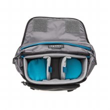 Additional picture of Tenba DNA 9 Slim Messenger Bag - Black