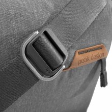 Additional picture of Peak Design Everyday Sling 3L Ash