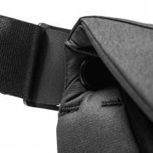 Additional picture of Peak Design Everyday Messenger 13 Black V2