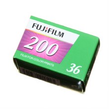 Additional picture of Fujifilm 35mm 200 Colour Negative Film (36 exposures) Single Roll