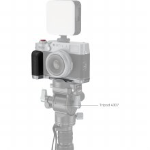 Additional picture of SmallRig 4555 L-Shape Grip for Fujifilm X100VI / X100V Silver
