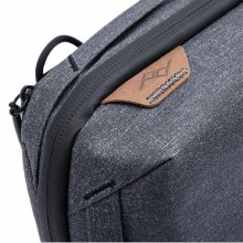 Additional picture of Peak Design Tech Pouch Charcoal