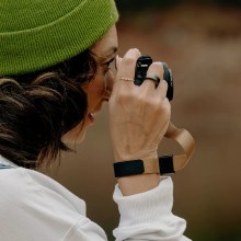 Additional picture of Peak Design Cuff Coyote