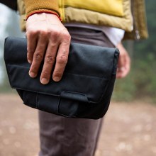 Additional picture of Peak Design Field Pouch Tan
