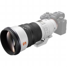 Additional picture of Sony SEL FE 300mm F2.8 GM OSS G Master Full-frame Telephoto Lens