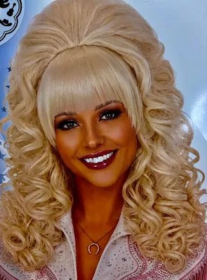 Wig Dolly Blonde Bouffant