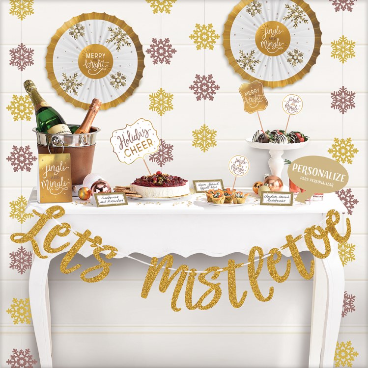 Lets Misletoe DLX Decor Kit
