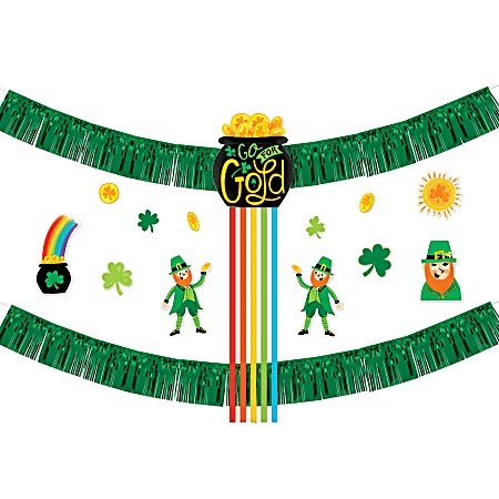 St. Patrick's Day Wall Decorating Kit ~ 15 Pieces