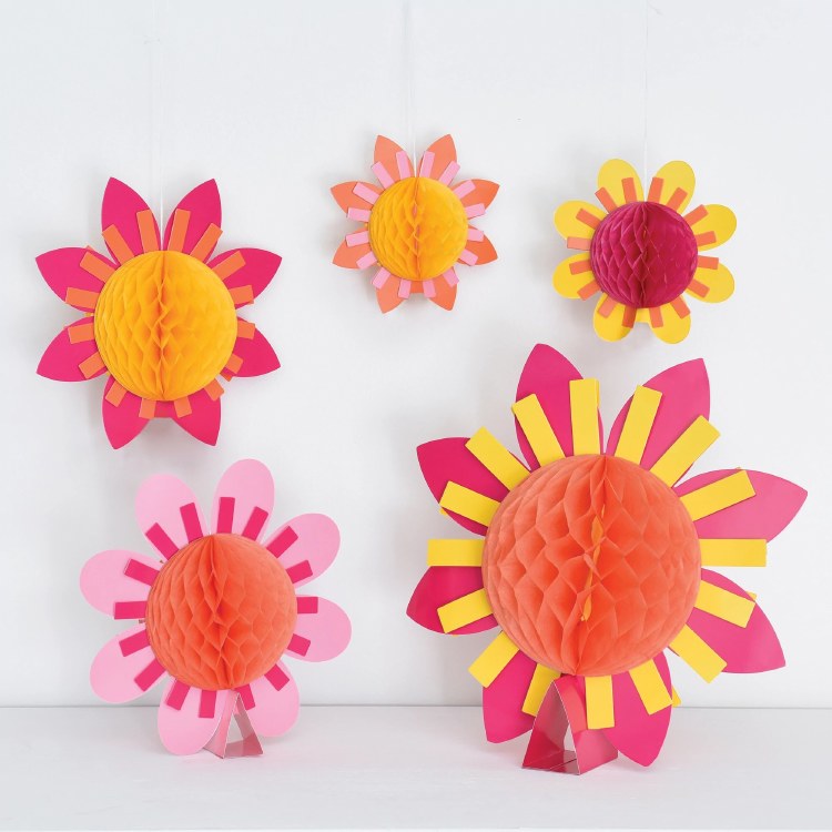 Throwbac Summer Honeycomb Decor
