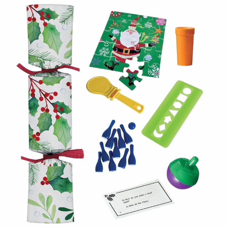 Christmas Holly Crackers 8pk