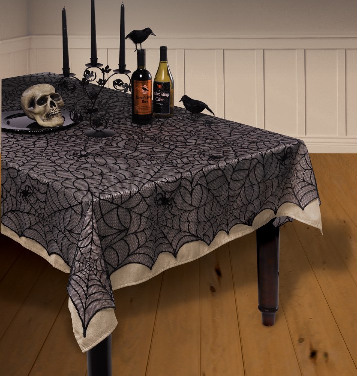 Tablecover Midnight Lace