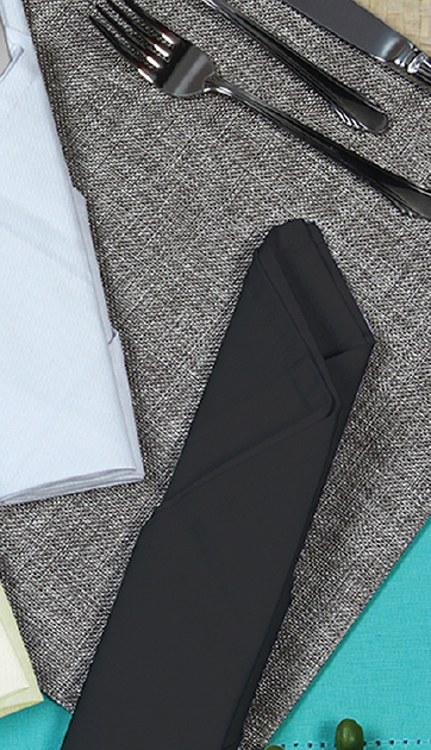 Fabric Napkin Black 18"