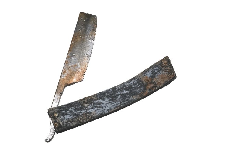 Blade Folding Weapon