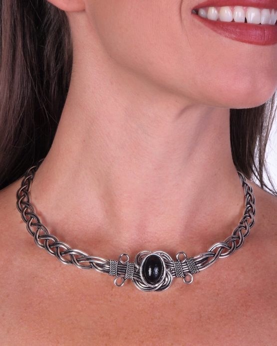 Choker Tribal Wire Knot