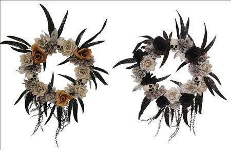 Skull Wreath 18in