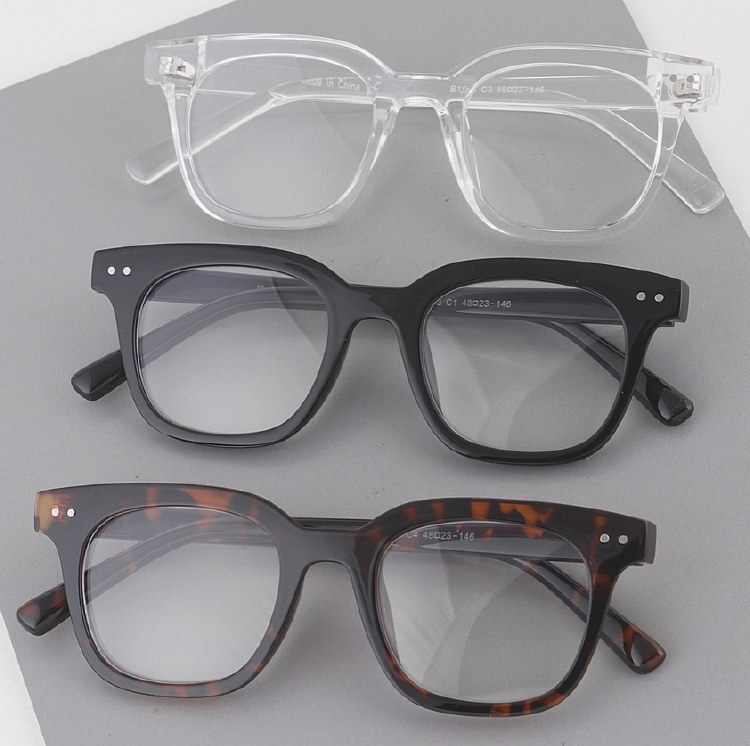 Retro Rectangle Glasses