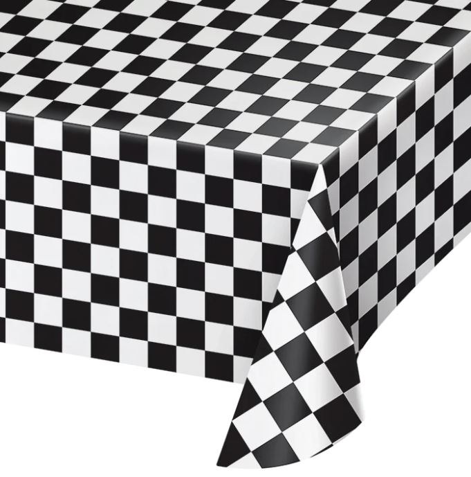 Checkered B/W Plstc Tablecover