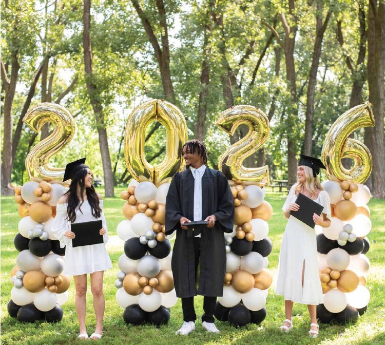 2026 Graduation Column Set