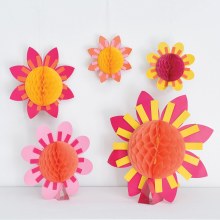 Throwbac Summer Honeycomb Decor