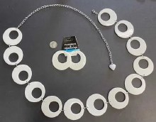 GoGo Belt w/ Earrings White