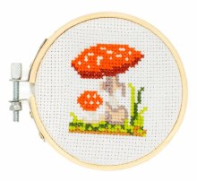 Mini Embroidery Kit Mushroom