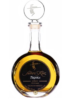 Senor Rio Anejo 750ml