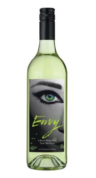 St Julian Envy Sweet White 750ml