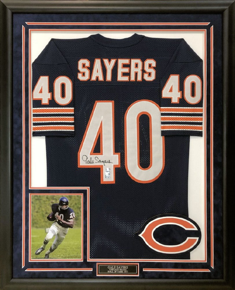 GALE SAYERS AUTOGRAPHED HAND SIGNED & CUSTOM FRAMED JERSEY